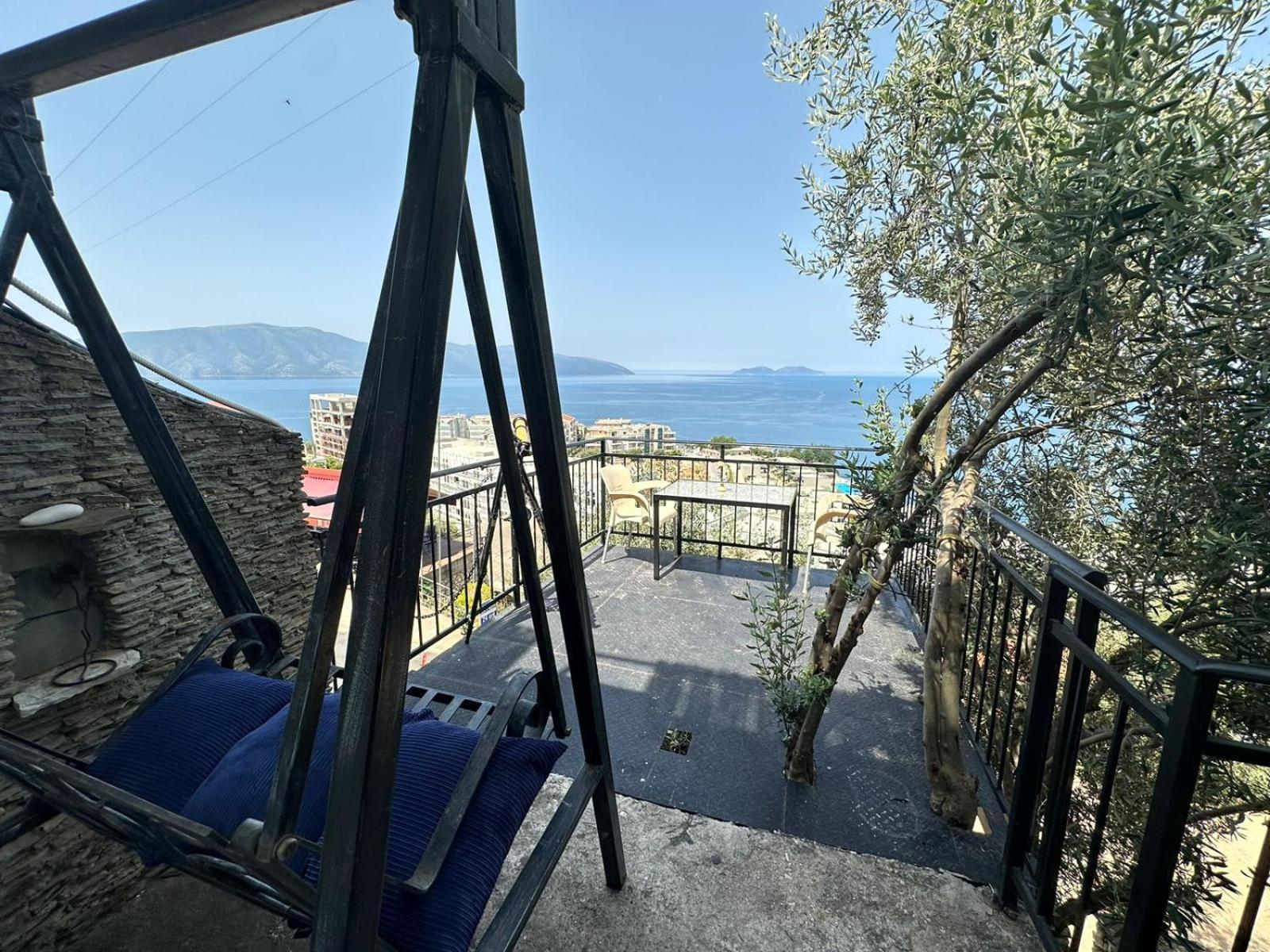 Hotel Vila "Oda E Miqve" Vlorë Екстериор снимка